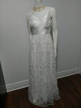 At The Chapel" Beaded Lace Maxi Dress - White NWT Size Small